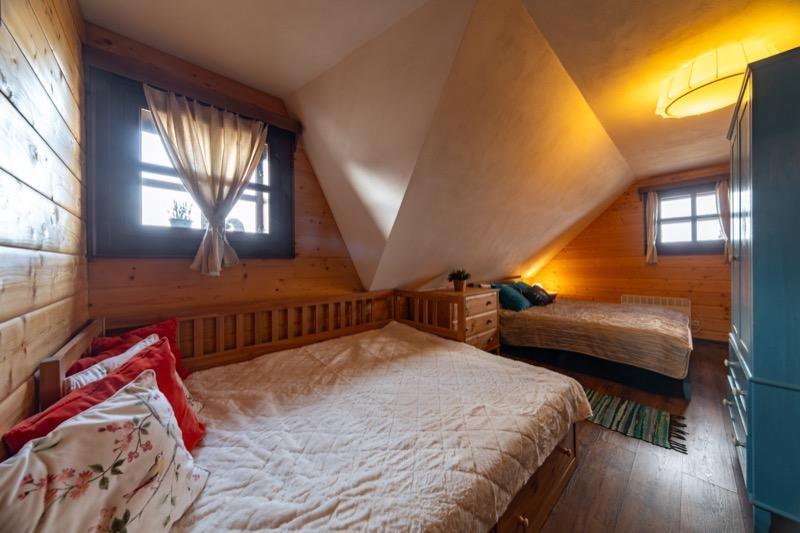 Modrá spálňa — celkový pohľad